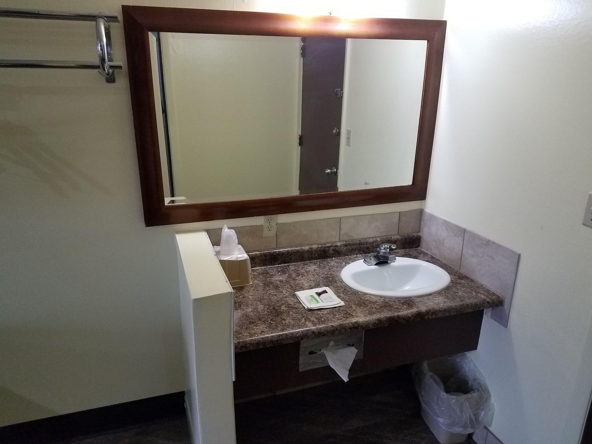 Western Inn South Kearney Bagian luar foto