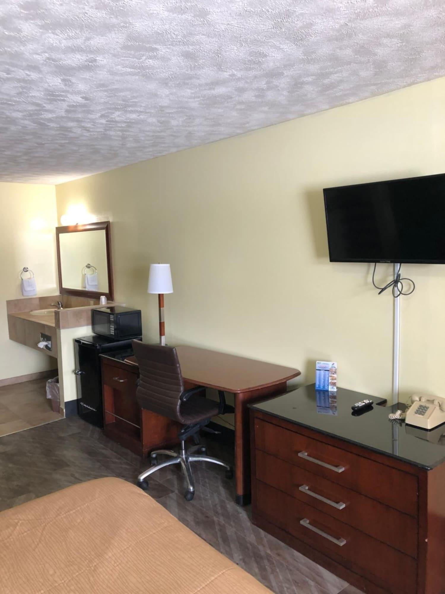 Western Inn South Kearney Bagian luar foto