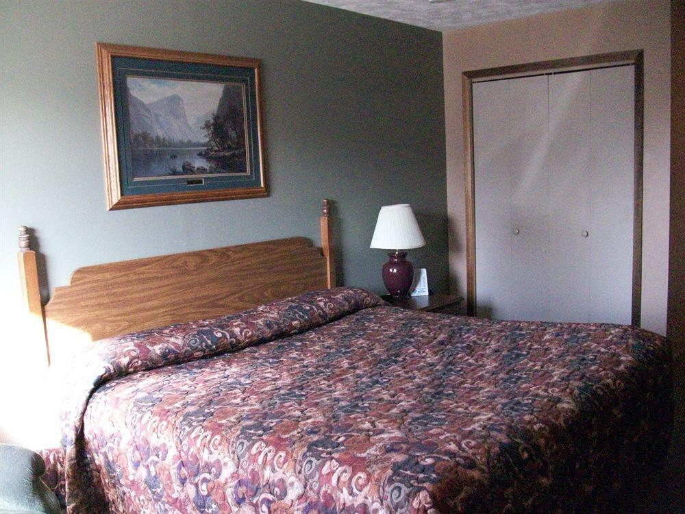 Western Inn South Kearney Bagian luar foto