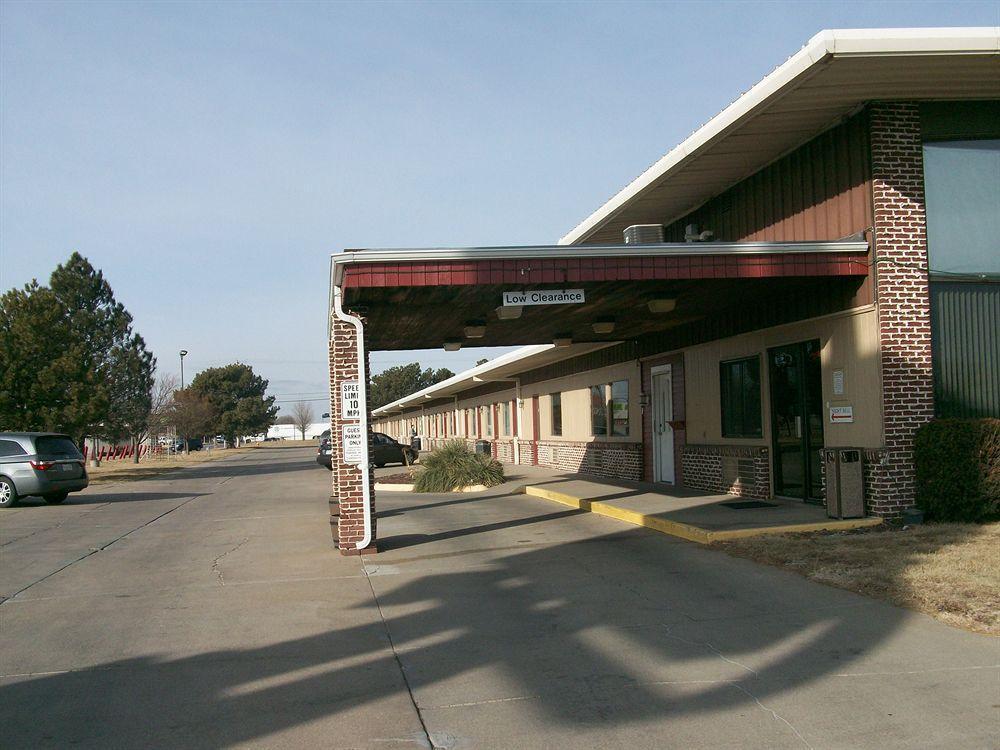 Western Inn South Kearney Bagian luar foto